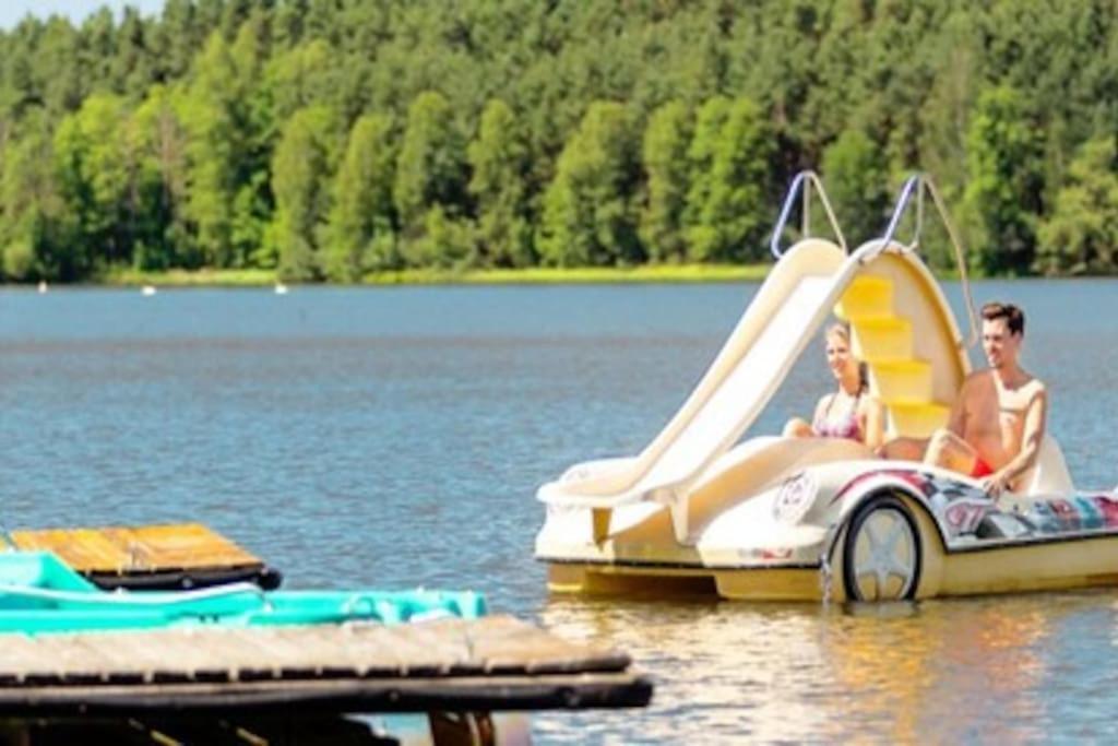 Bungalow Direkt Am See, Mit Eigenem Boot Roding Extérieur photo
